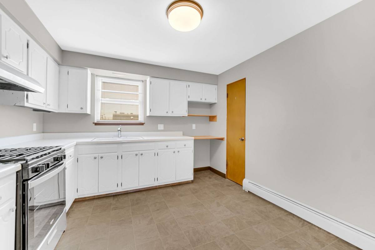 Apartment for rent at 1317 Calumet Ave, Whiting, IN 46394