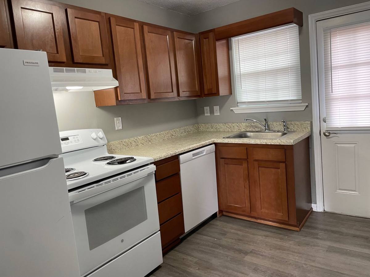 Apartment for rent at 705-711-721 S Church St, Asheboro, NC 27203