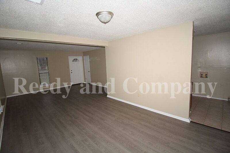 House for rent at 8401 Old Forge Rd, Southaven, MS 38671