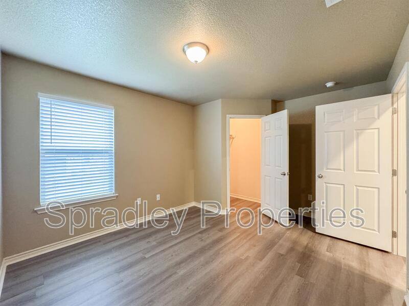 Apartment for rent at 943 Laila Lane, Belton, TX 76513