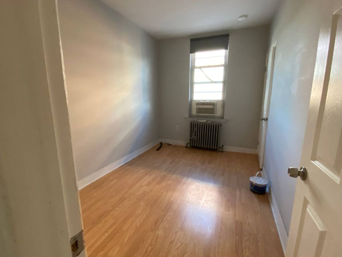 Apartment for rent at 1815 Tasker St, Philadelphia, PA 19145