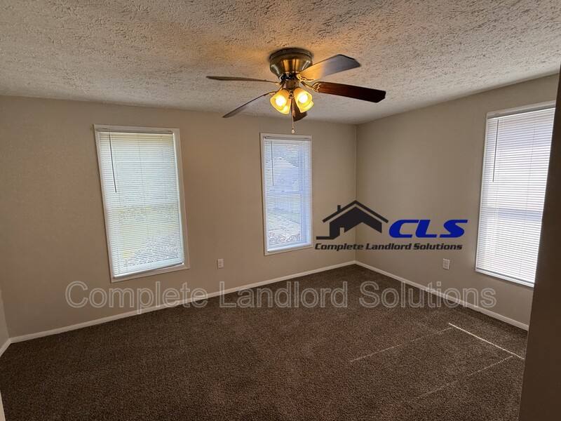Apartment for rent at 2403 Locust, Terre Haute, IN 47807