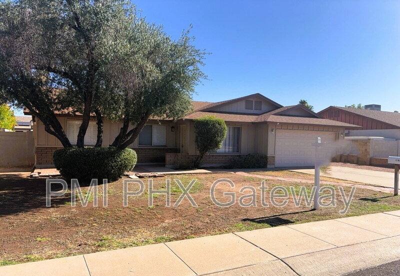 House for rent at 2140 E Gemini Dr, Tempe, AZ 85283