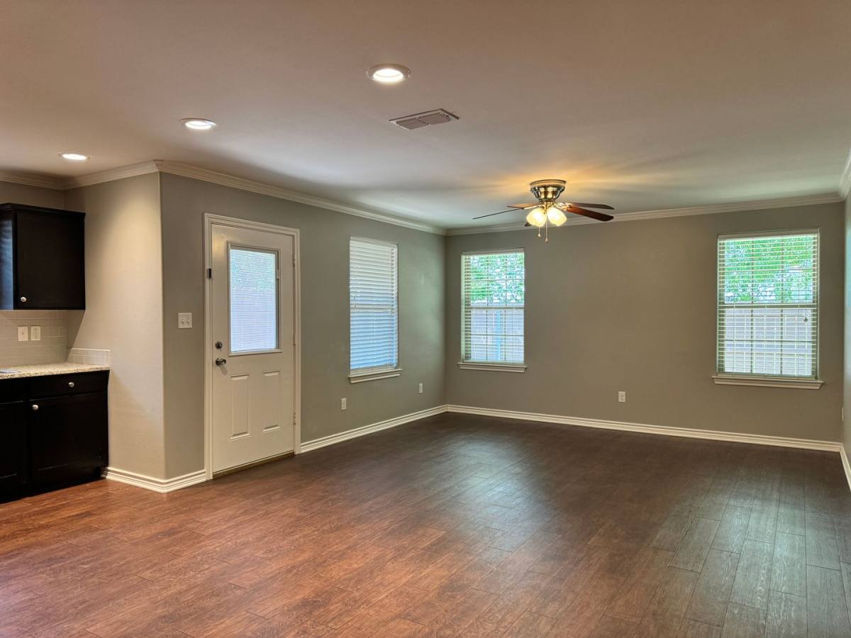 Apartment for rent at 805 W Main, Bullard, TX 75757