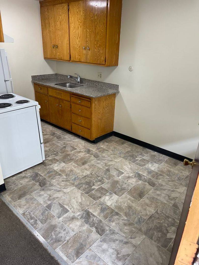 Apartment for rent at 2124 Blake St, Berkeley, CA 94704