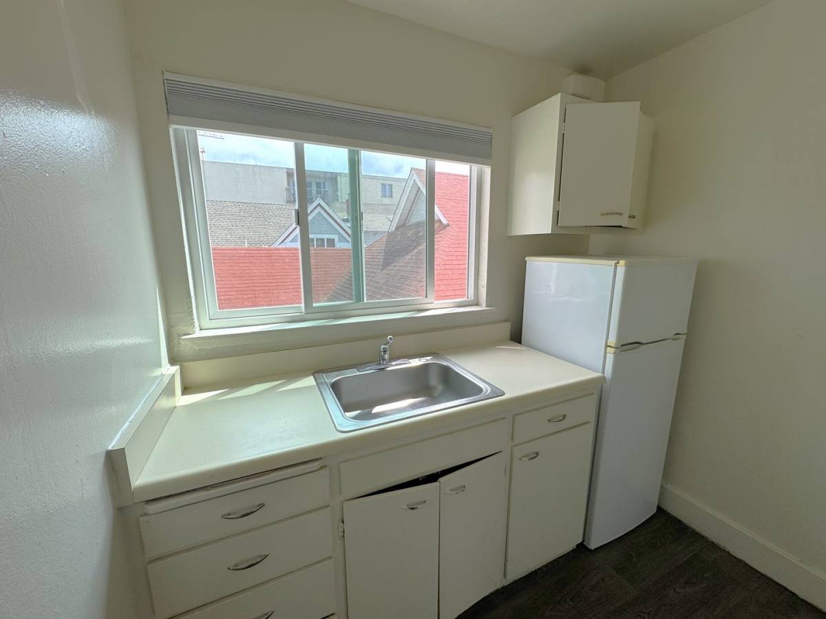 Apartment for rent at 2420 Dwight Way, Berkeley, CA 94704
