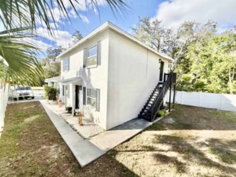 Apartment for rent at 11705 N Dr #B, Tampa, FL 33617