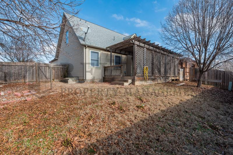 Apartment for rent at 1417 S Goebel Circle, Wichita, KS 67207