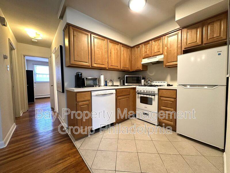 Apartment for rent at 570 N 23rd St #1-A, Philadelphia, PA 19130