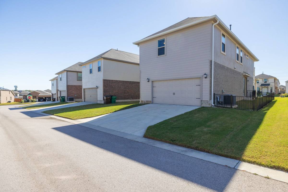 House for rent at 2904 Harvester Lane, Round Rock, TX 78664