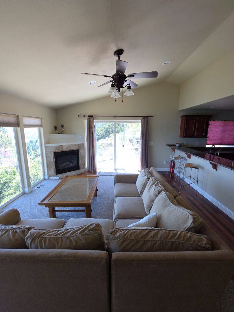 House for rent at 8115 Mountain Crest Dr, Kelseyville, CA 95451