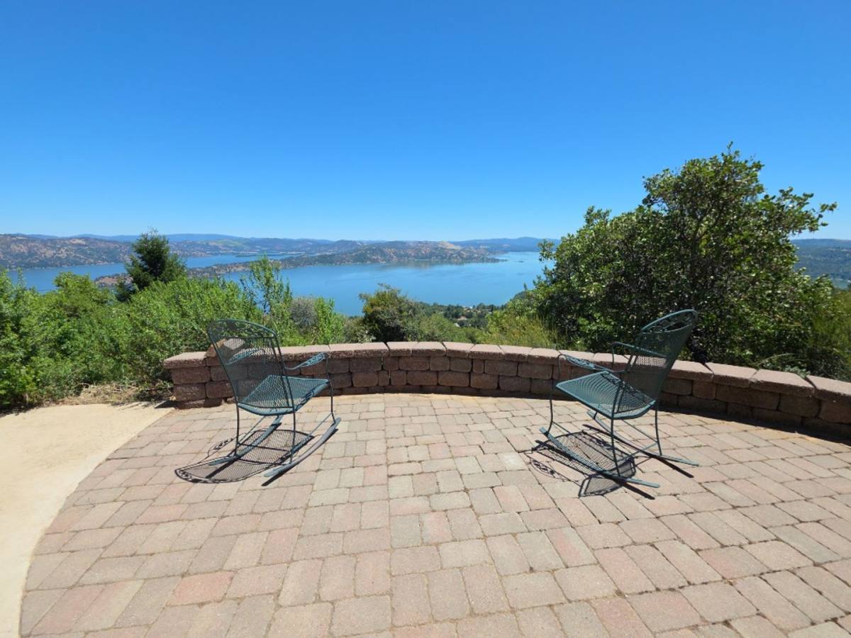 House for rent at 8115 Mountain Crest Dr, Kelseyville, CA 95451