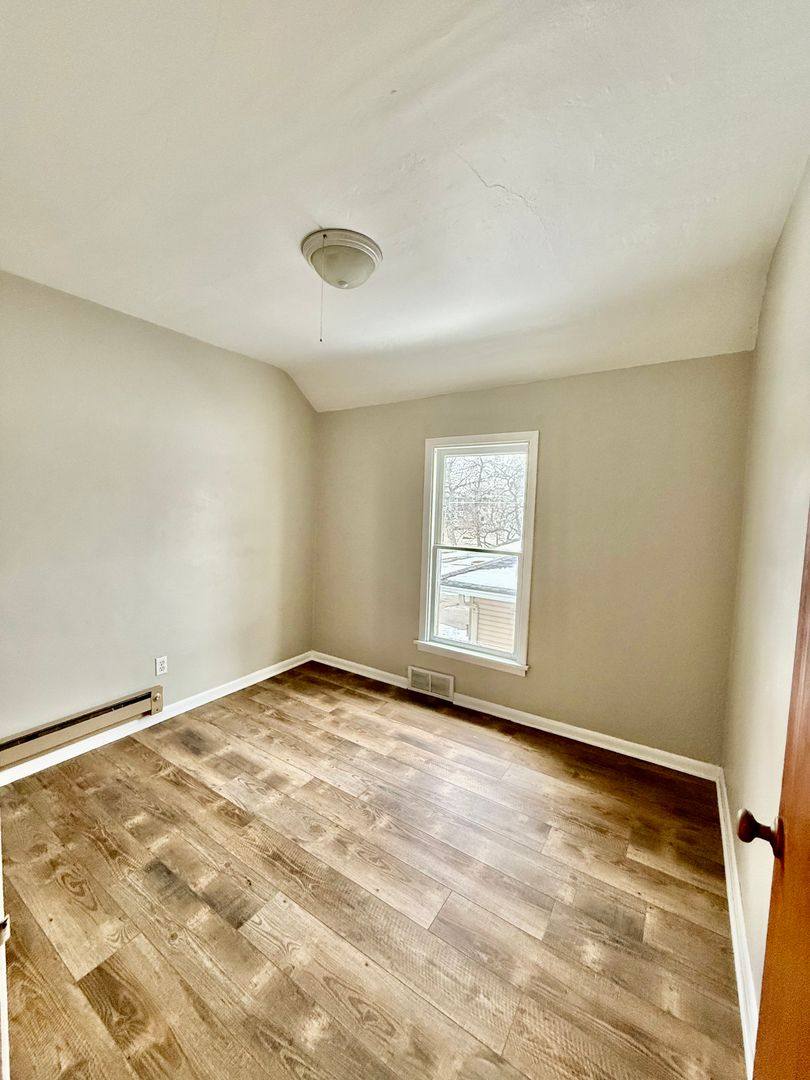 Apartment for rent at 239 2nd Ave SE, Valley City, ND 58072