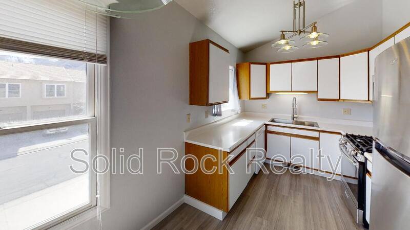 Townhouse for rent at 6945 Yellowpine Dr, Colorado Springs, CO 80919