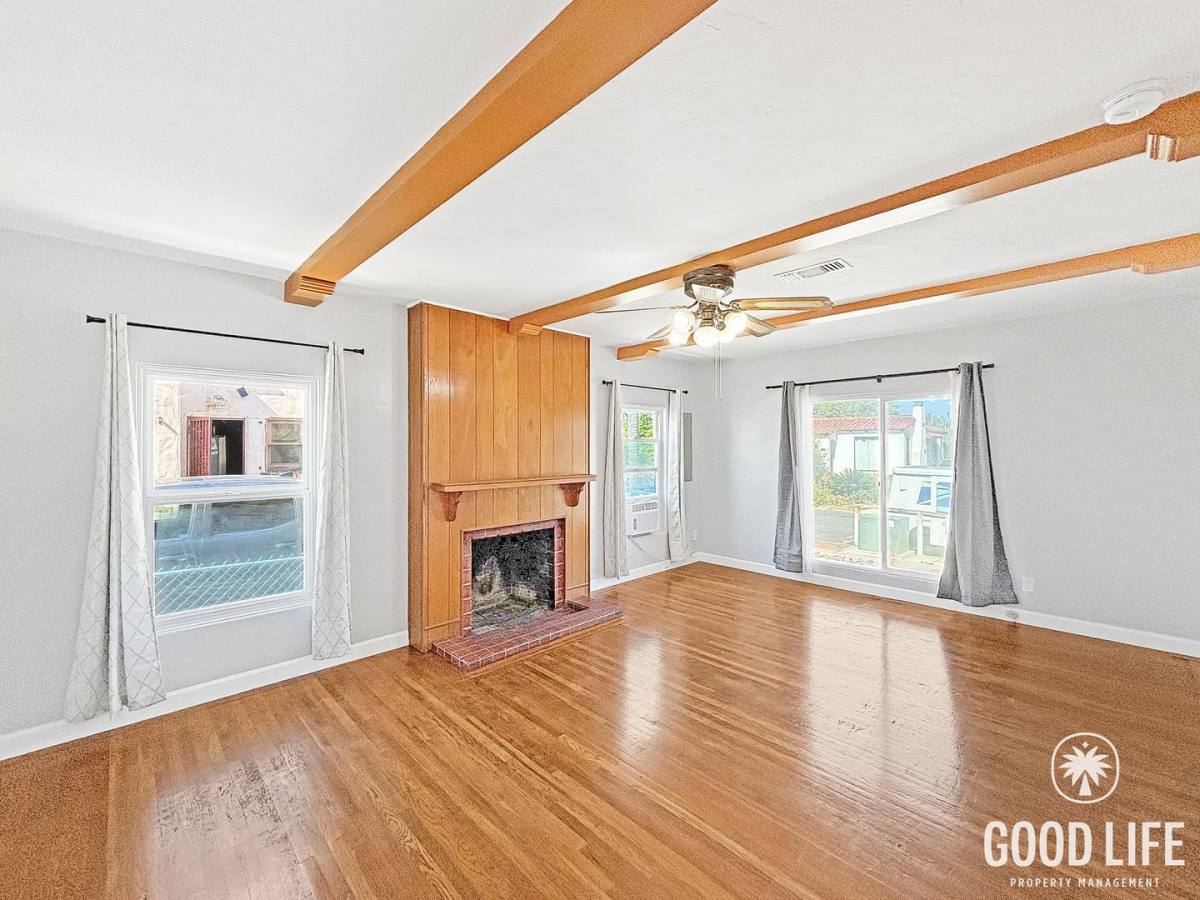 Apartment for rent at 3344-3346 Isla Vista Dr, San Diego, CA 92105