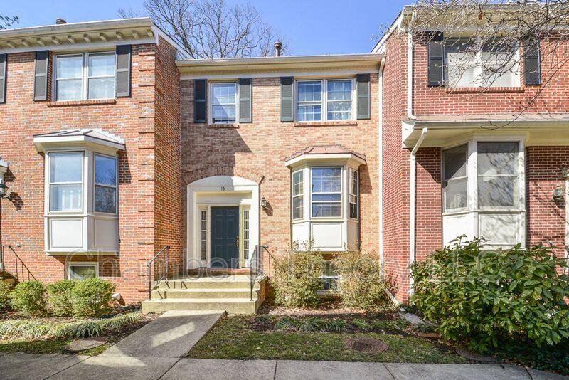 Townhouse for rent at 16 Carriage House Circle, Alexandria, VA 22304