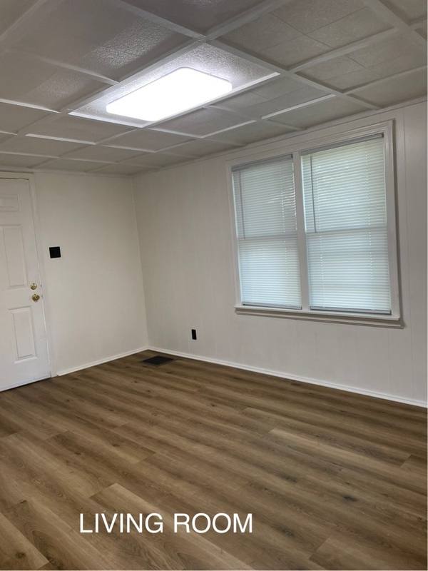Apartment for rent at 1523 S J St #3, Elwood, IN 46036
