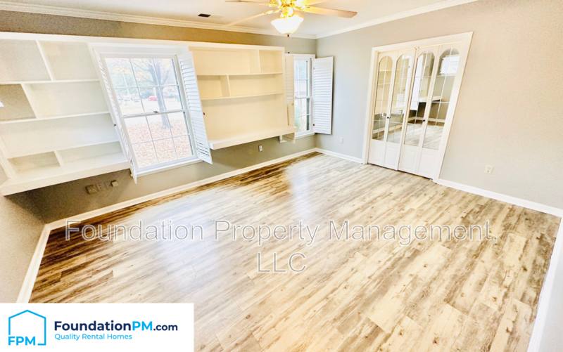 House for rent at 2663 Bay Pointe Circle W, Memphis, TN 38128