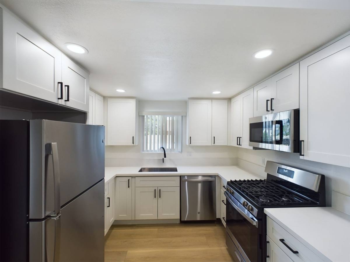 Apartment for rent at 419 W 4th Ave, Escondido, CA 92025