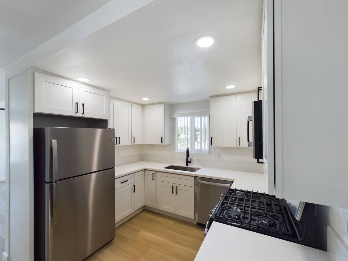 Apartment for rent at 419 W 4th Ave, Escondido, CA 92025