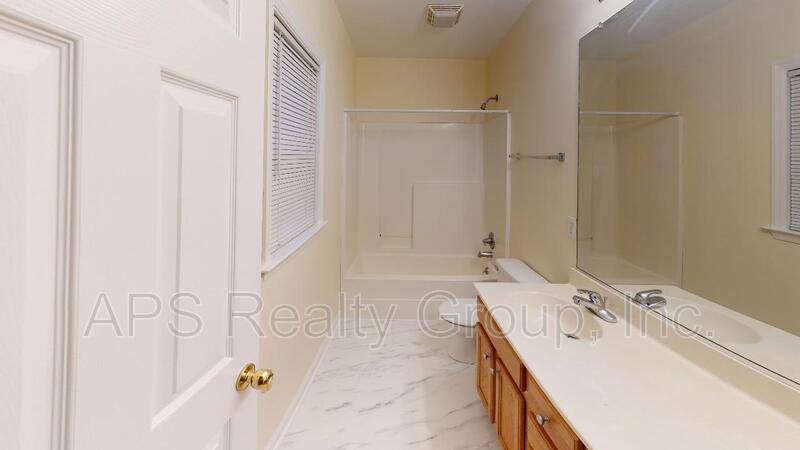 House for rent at 2428 Somerset Place, Winston Salem, NC 27103