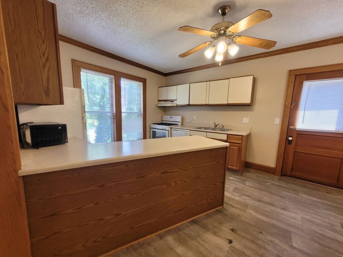 Apartment for rent at 757-759 17th St, Des Moines, IA 50314