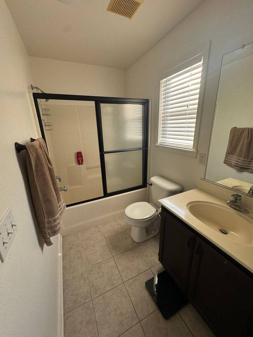 House for rent at 1822 Itasca Ave, Sacramento, CA 95835