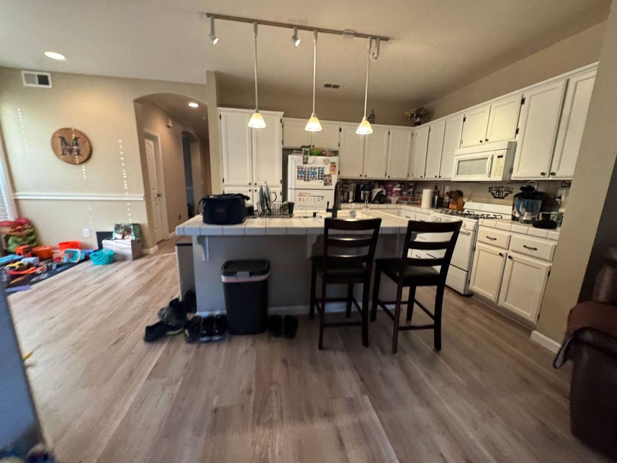 House for rent at 1822 Itasca Ave, Sacramento, CA 95835
