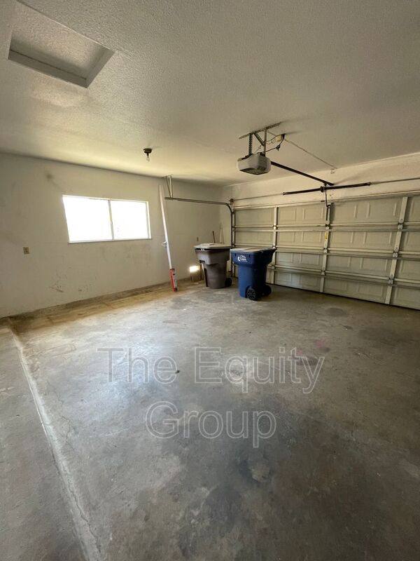 House for rent at 708 S Peggy St, Tulare, CA 93274