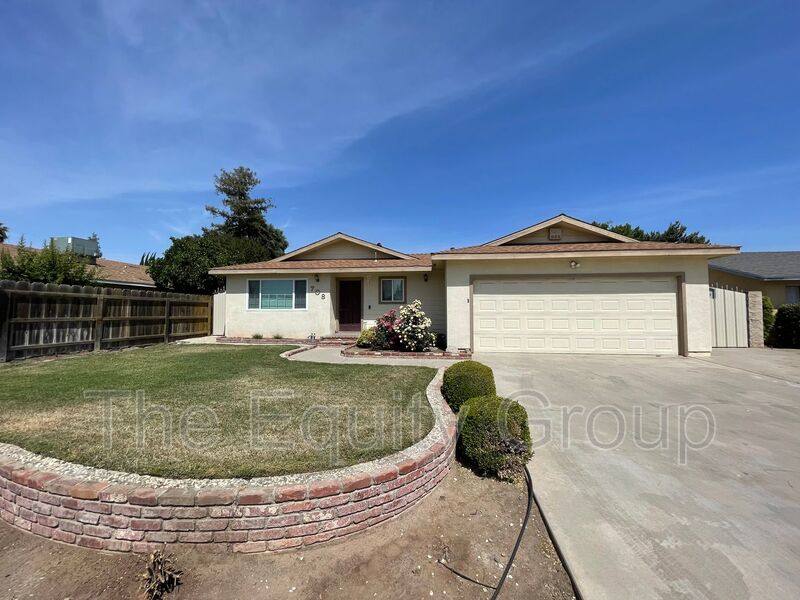 House for rent at 708 S Peggy St, Tulare, CA 93274