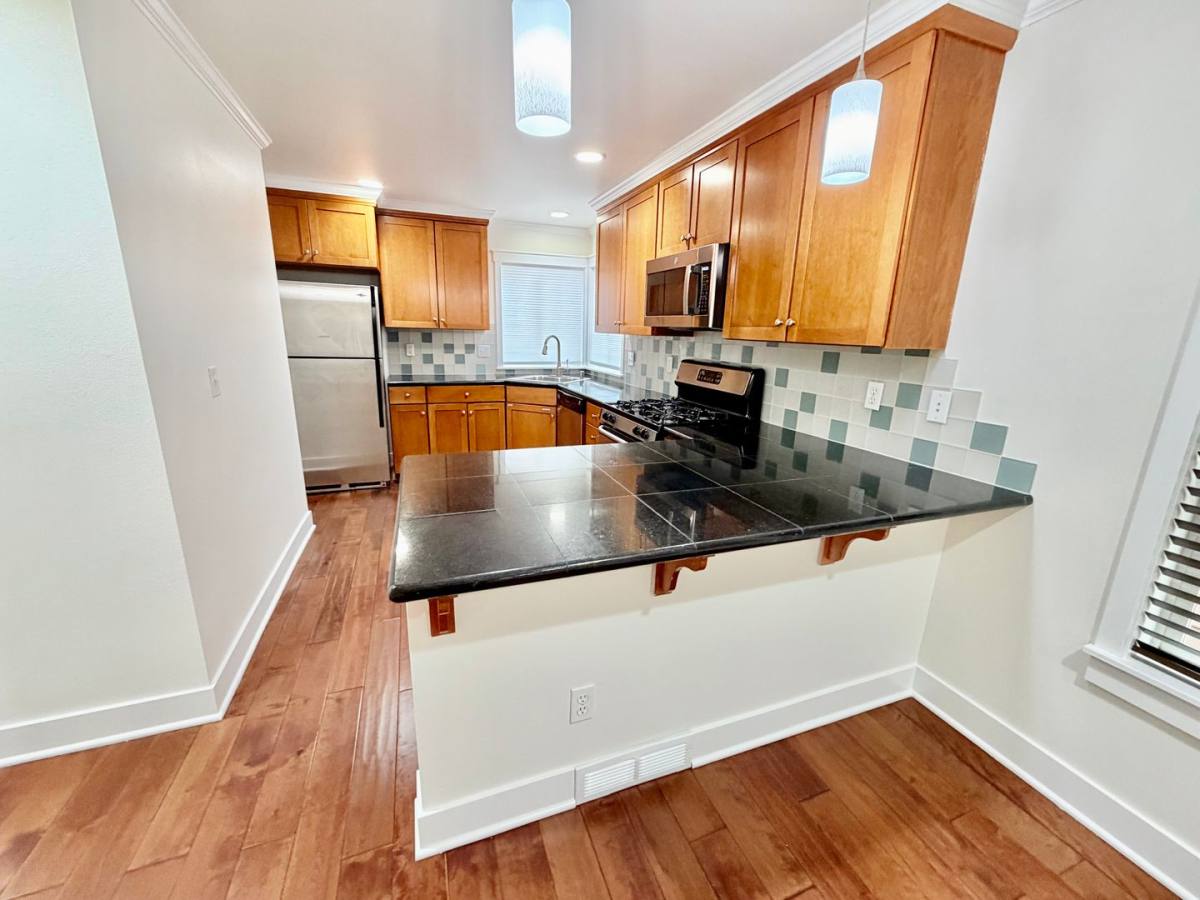 Townhouse for rent at 134A 25th Ave E, Seattle, WA 98112