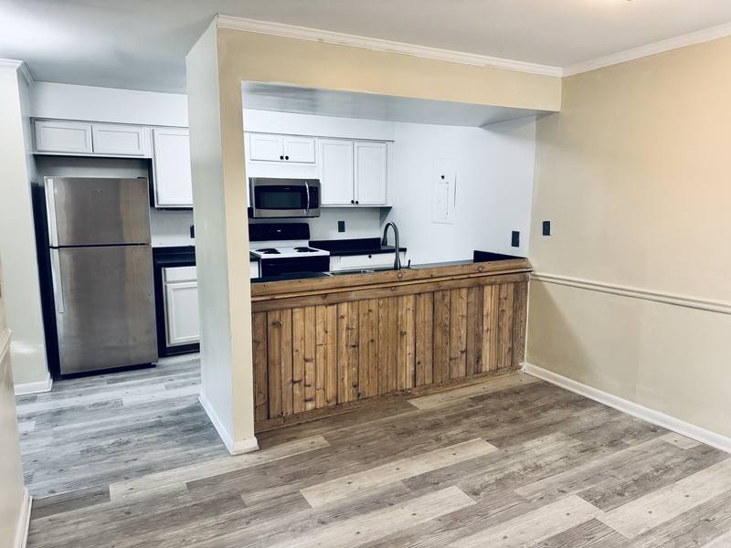 Townhouse for rent at 202 Finley Forest Dr #1, Chapel Hill, NC 27517