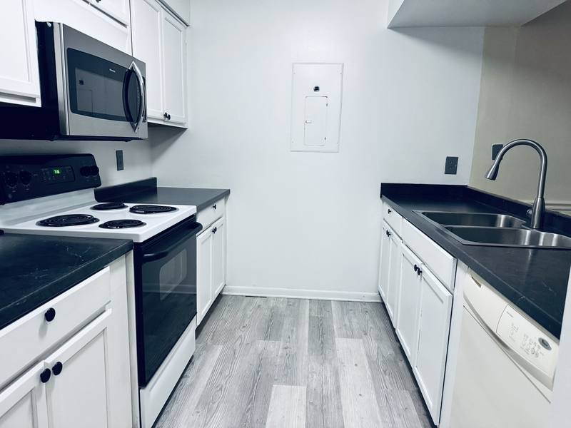 Townhouse for rent at 202 Finley Forest Dr #1, Chapel Hill, NC 27517