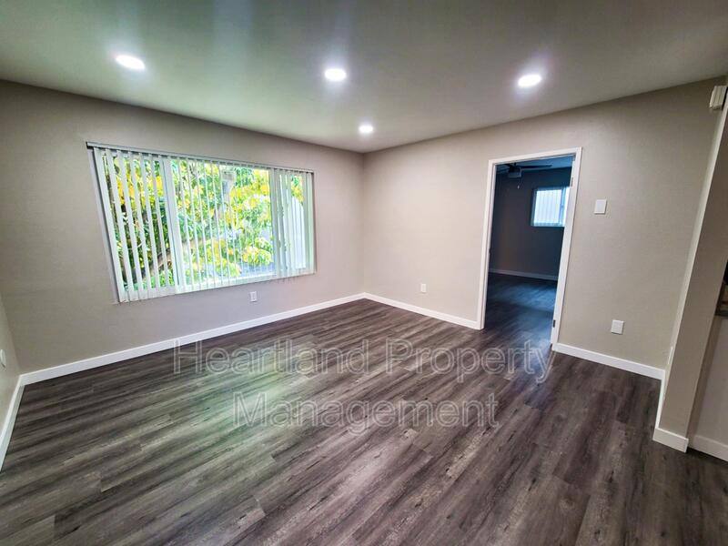 Apartment for rent at 4879 Parks Ave #7, La Mesa, CA 91942