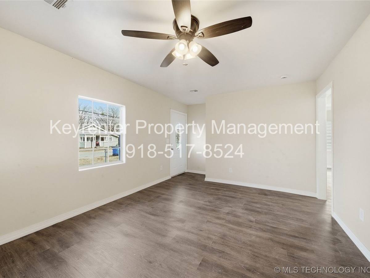 House for rent at 5340 W 11th St, Tulsa, OK 74127