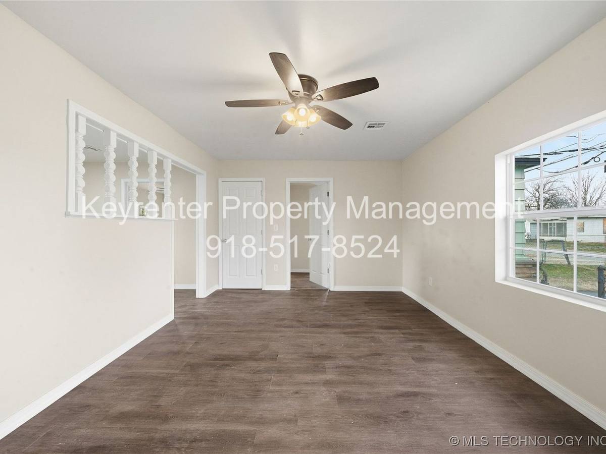 House for rent at 5340 W 11th St, Tulsa, OK 74127