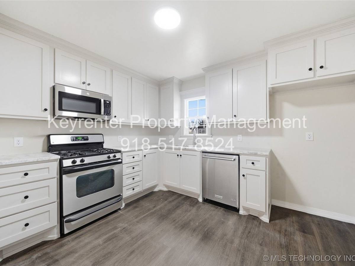 House for rent at 5340 W 11th St, Tulsa, OK 74127