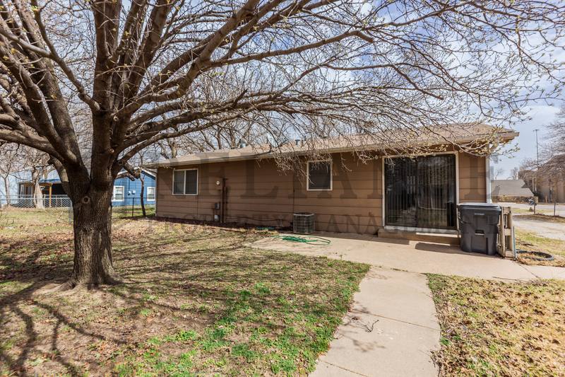 House for rent at 605 S Kessler St, Wichita, KS 67213