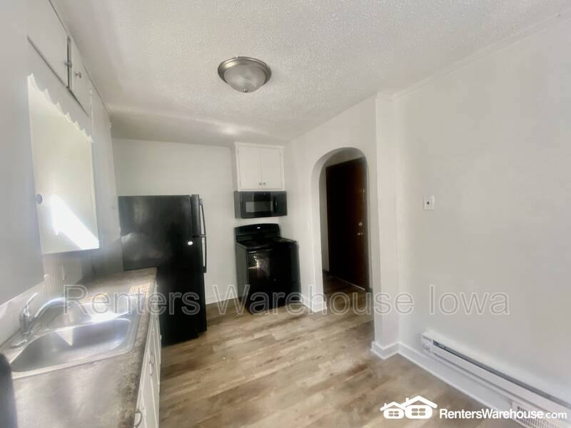 Apartment for rent at 1816 Francis Ave #2, Des Moines, IA 50314