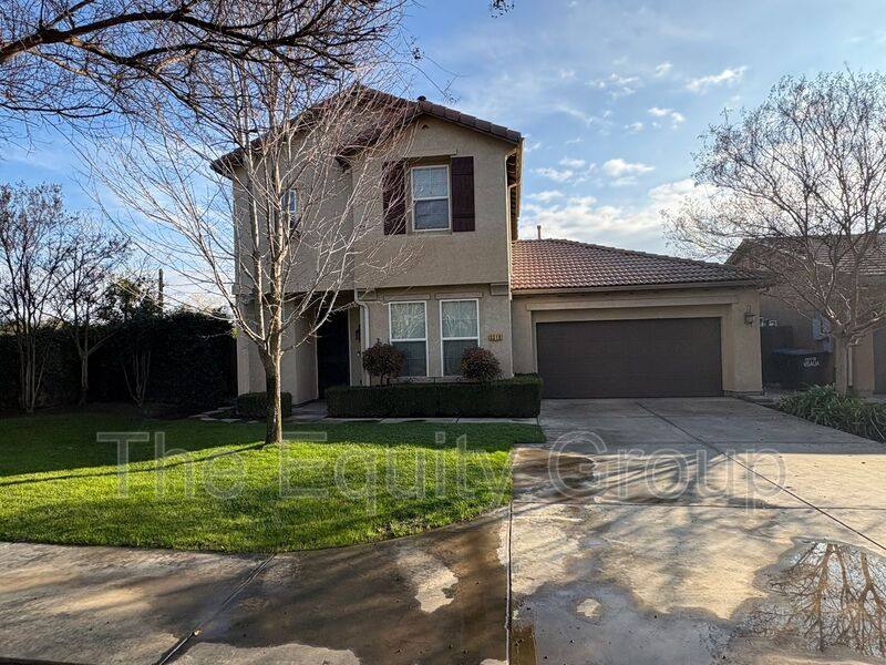 House for rent at 3310 N Tilden Court, Visalia, CA 93291