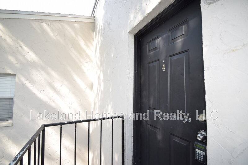 Apartment for rent at 1005 S New York Ave #4, Lakeland, FL 33803
