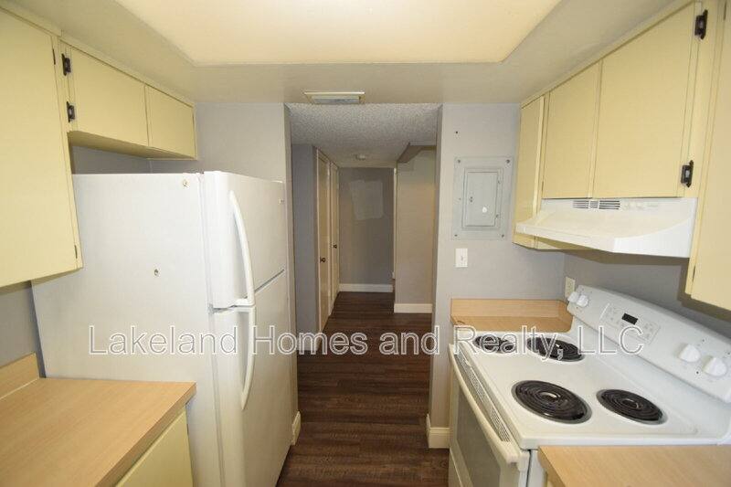 Apartment for rent at 1005 S New York Ave #4, Lakeland, FL 33803