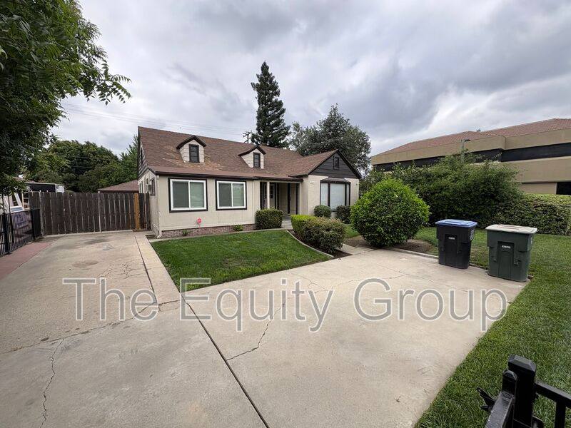 House for rent at 309 W Noble Ave, Visalia, CA 93291