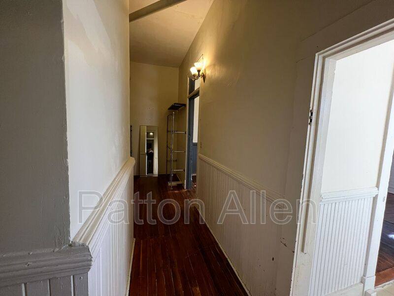 Apartment for rent at 33 Starnes Ave #4, Asheville, NC 28801