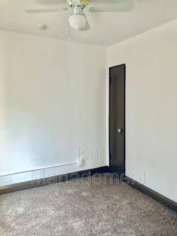 Apartment for rent at 3805 Berkeley #3, Toledo, OH 43612