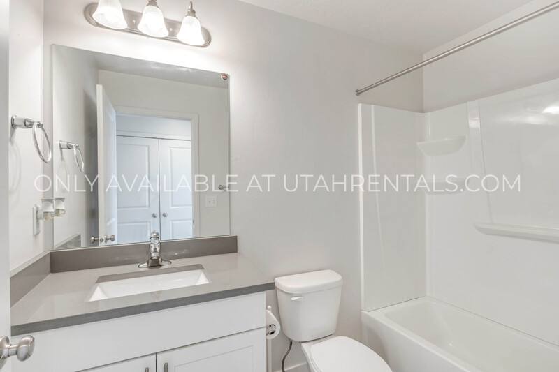 Townhouse for rent at 4249 E Hill View Dr, Eagle Mountain, UT 84005