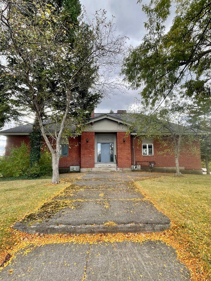 Apartment for rent at 3116 Court St, Syracuse, NY 13206