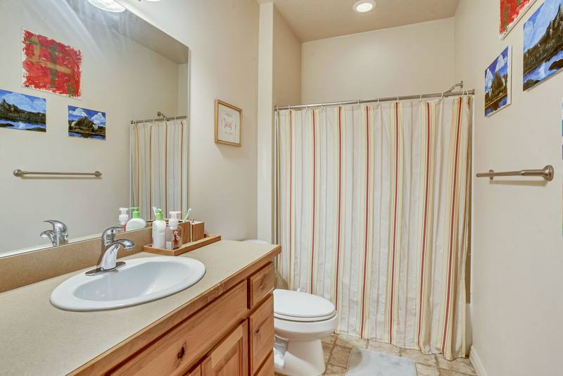 Apartment for rent at 1068 Canyon Meadow Dr #2, Provo, UT 84606