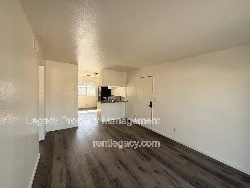 Apartment for rent at 2318 Church Ave #8, Sacramento, CA 95821