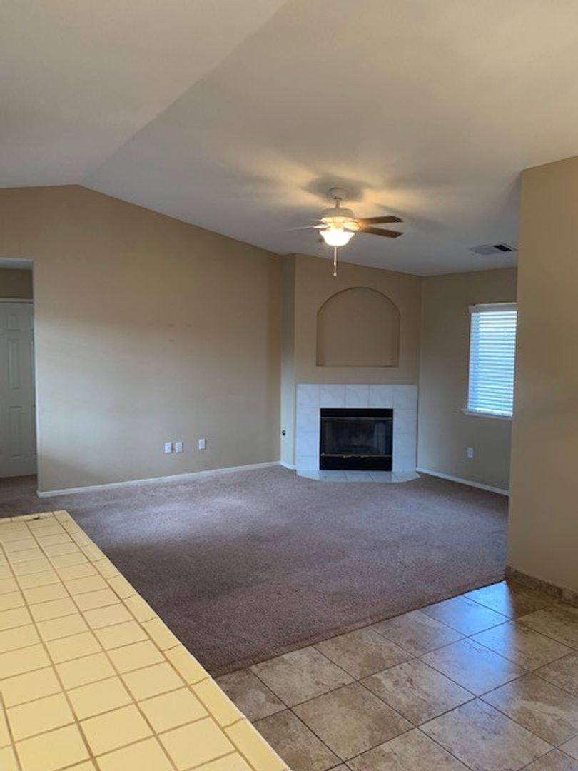 House for rent at 512 Windsor Dr, Hanford, CA 93230